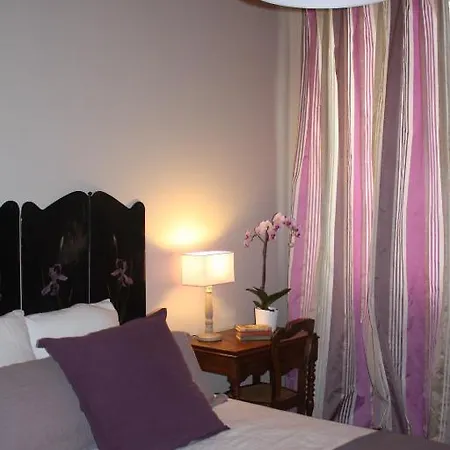 Apartment 22
