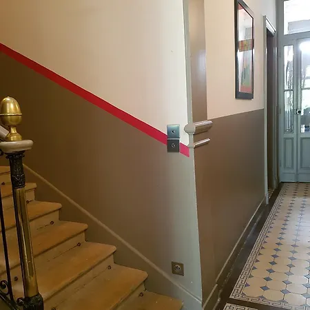 Apartamento 22 *