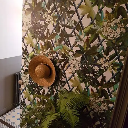 Apartment 22 *