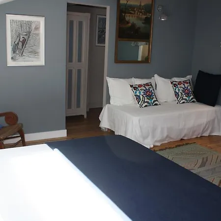 22 Apartment